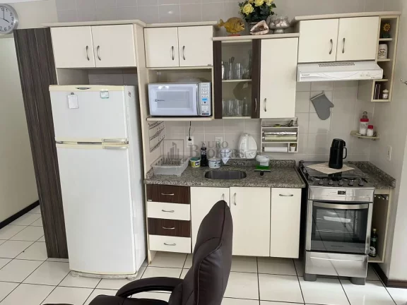 Imagem Apartamento em prédio Frente Mar com 2 dormitórios à venda na Barra Sul em Balne