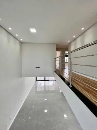 Imagem Casa em condomínio com 4 dormitórios sendo 3 suítes e 4 vagas - Camboriú/SC