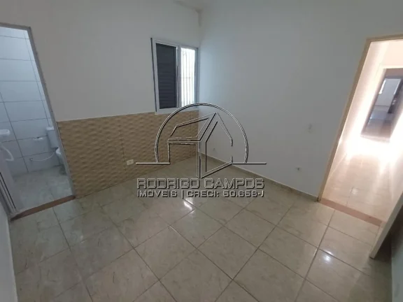 Imagem Espaçosa Casa Geminada 3 Quartos na Vila Caicara, Praia Grande