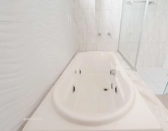 Imagem Descubra este incrível apartamento à venda na Rua Doutor Teles, 94, no coração da Liberdade, Bel...
