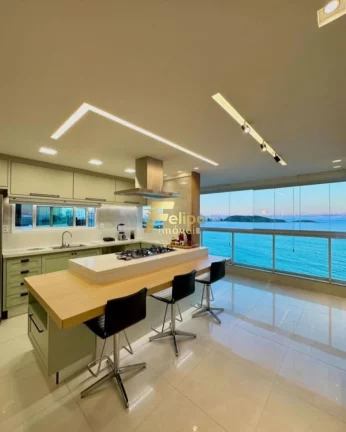 Imagem APARTAMENTO DE LUXO FRENTE MAR DA PRAIA DO MORRO!