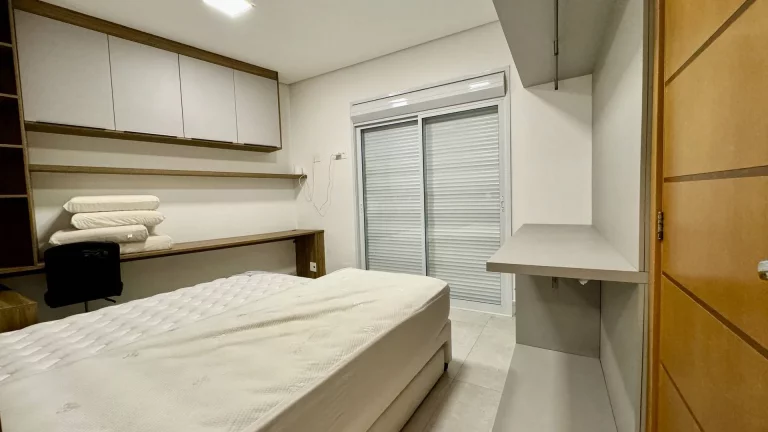 Imagem Casa com 6 dormitórios à venda, 463 m por R$ 6.950.000,00 - Riviera