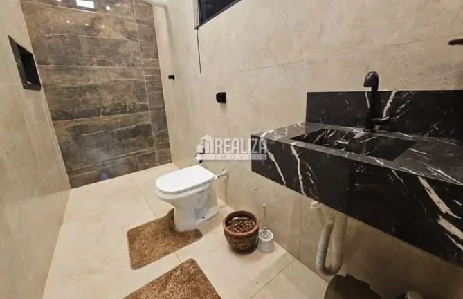 Imagem Casa padrão à venda com 4 dormitórios no Residencial Estados Unidos - Uberaba