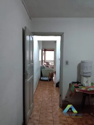 Imagem Casa com ótima localização com 2 dormitórios, 2 vagas de garagem com valor ,excelente!!!
