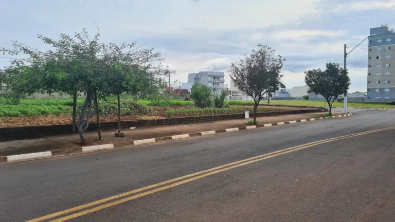 Imagem Terreno à Venda c/ 678m² Recanto das Primaveras, em Boituva