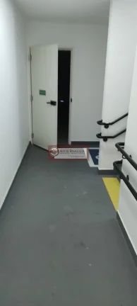 Imagem Vendo Apartamento na Regiao do Socoro , Otima localizaçao, Valor de Opotunidade 249 Mil. (OBS): Caso voce nao queira entrar em um financiamento Bancario, é aceio tambem entrada e mais parcelas direto com o Proprietario.