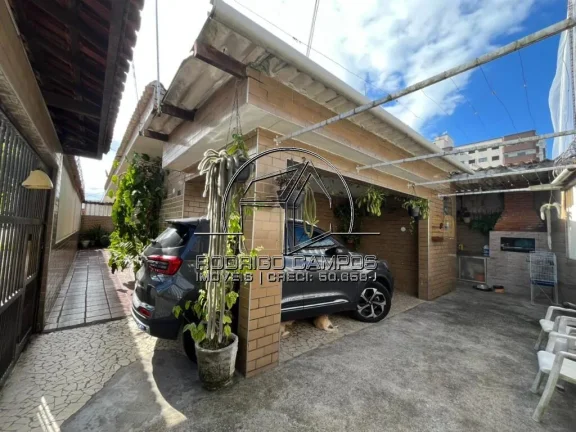 Imagem Espaçosa Casa Semi Isolada 3 Quartos no Campo da Aviação, Praia Grande