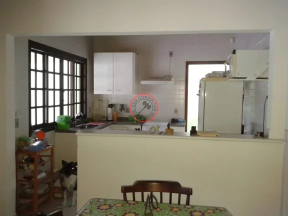 Imagem CASA AMPLA COM 4 DORMITÓRIOS, SENDO 1 SUÍTE, QUINTAL, PISCINA AREA GOURMET, EM EXCELENTE LOCALIZAÇÃO A VENDA EM BOISSUCANGA
