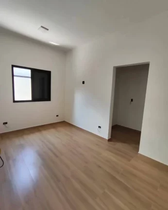 Imagem Linda casa térrea no Villa Verde