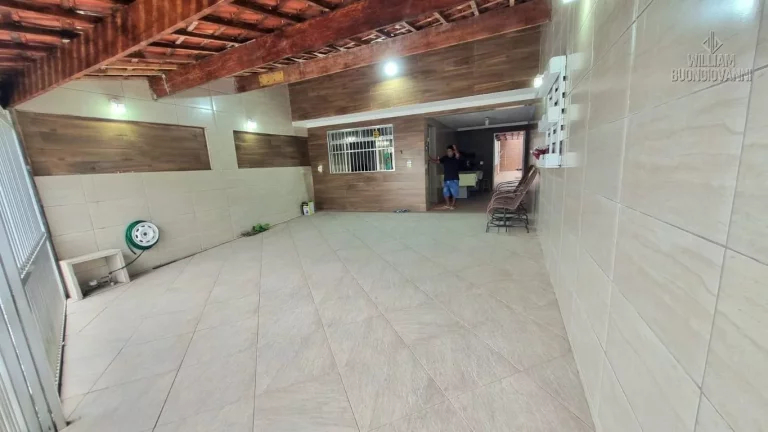 Imagem Casa espetacular à uma quadra da praia com dois quartos sendo uma suíte