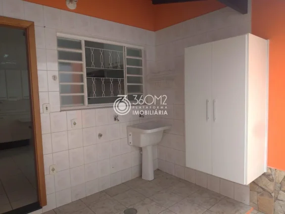 Imagem Sobrado para Venda em Atibaia / SP no bairro Jardim do Lago