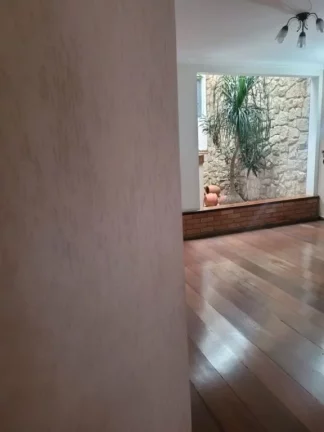 Imagem Sobrado com 4 dormitórios, 554 m² - venda por R$ 1.590.000,00 ou aluguel por R$ 15.325,00/mês - Centro - Poá/SP