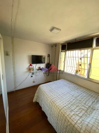 Imagem Amplo quarto e sala no Barreto