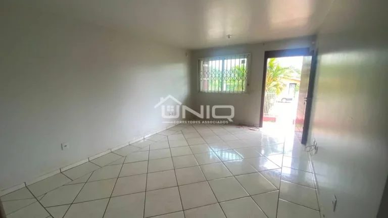 Imagem Casa Suíte + 02 Quartos - Bairro Pinheirinho