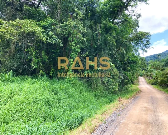 Imagem Amplo terreno de frente para a BR 101, em Pirabeiraba, Joinville. Baixou de R$1.990.000,00 por R$1.8...