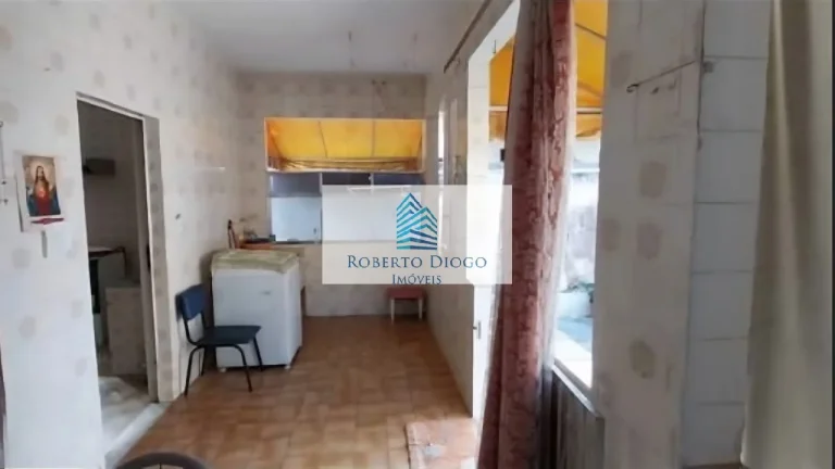 Imagem Oportunidade Imperdível: Casa à Venda em São João de Meriti-RJ, no Bairro Agostinho Porto - 3 quartos, 1 banheiro, 3 vagas, 92m².