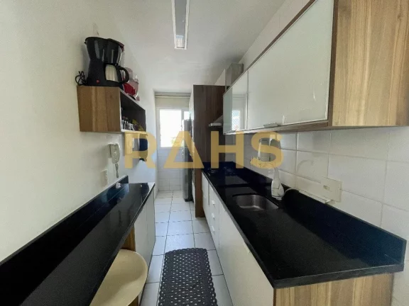 Imagem Cobertura Semi-mobiliada à venda com 1 suíte e 2 quartos, 2 vagas individuais de garagem no melhor...