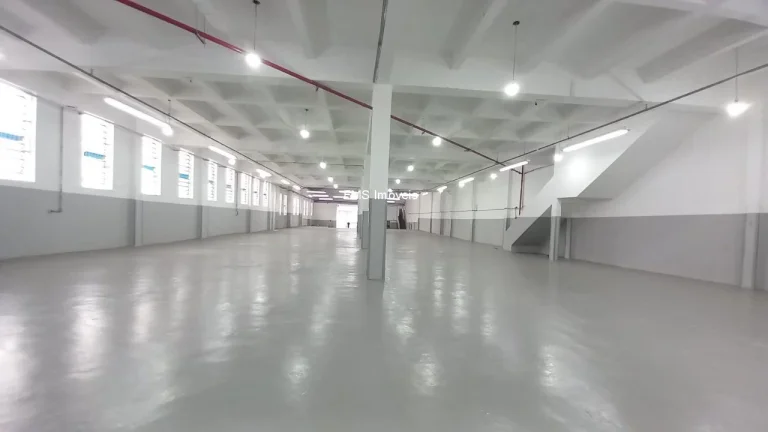 Imagem Galpão Comercial para Locação em São Paulo-SP - Bairro Aricanduva - 1 Sala, 2 Banheiros, 11 Vagas de Garagem, 1.650m² de Área