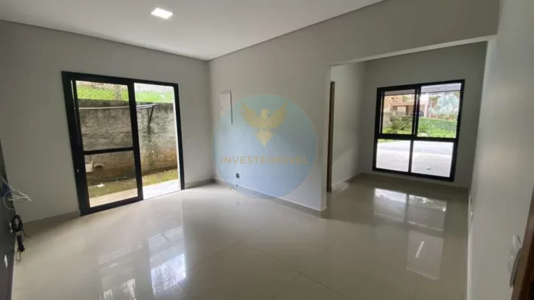 Imagem Casa em Condomínio a Venda no bairro Granja Viana - Cotia, SP