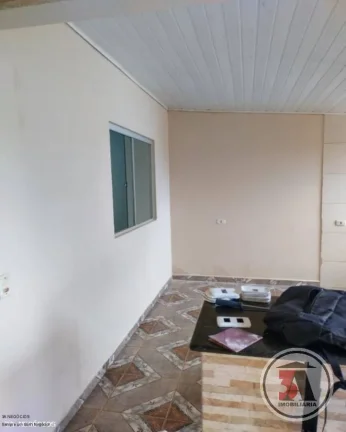 Imagem Casa 2/4 no Três Marias