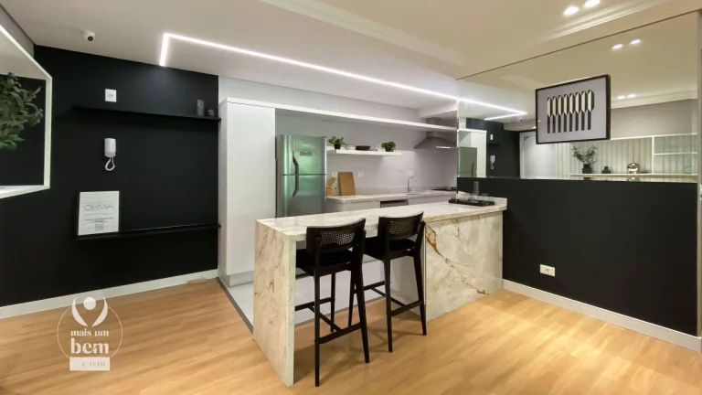 Imagem Venha morar em meio a natureza! Apartamento com 3 quartos (1 suíte), sacada com churrasqueira à venda por R$ 987.000 - Bacacheri - Curitiba/PR
