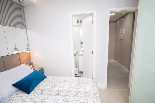 Imagem Apartamento 3 dormitórios 1 siute, 2 vagas, Bairro Humaitá - Porto Alegre