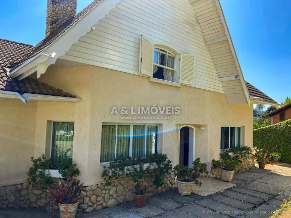 Imagem Casa em Campos do Jordão | Alto Capivari | 700 m² | 6 Suítes