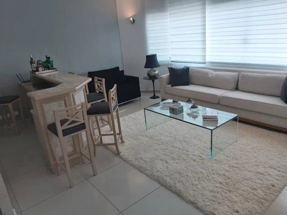 Imagem SÃO ROQUE NOBRE EXCELENTE SOBRADO ALTO PADRÃO 340,00 M 3 SUÍTES 6 BANHEIROS 3 SALAS PISCINA AQUECIMENTO SOLAR ÓTIMA LOCALIZAÇÃO R. SEGURA E SEM SAÍDA.