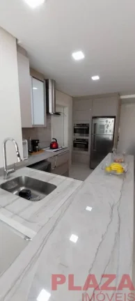 Imagem Apartamento com 3 quartos de Temporada, Centro - Balneário Camboriú