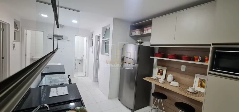 Imagem Apartamento 3 Quartos Suíte Vazio na Praia da Costa, Parque das Castanheiras