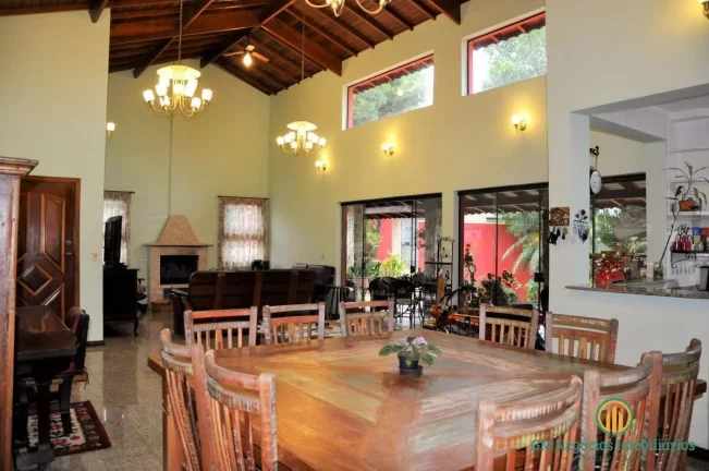 Imagem Casa com 4 dorms. ( 2 suítes ) - Resid. Vila Verde