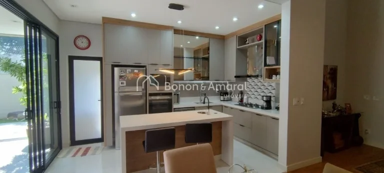 Imagem Luxuosa Residência de 3 Suítes com Infraestrutura Completa em Paulínia.

Os proprietários estão...