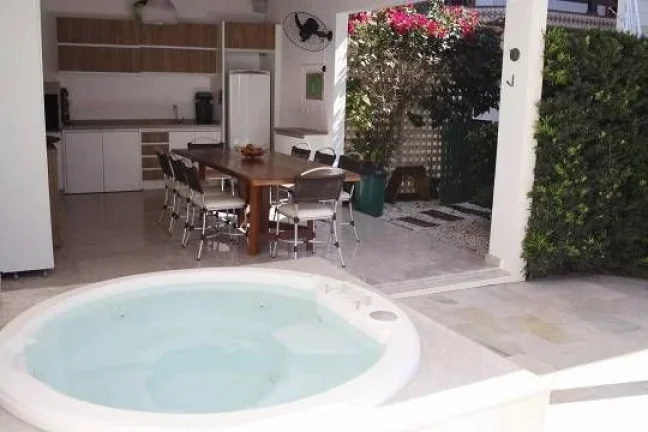Imagem Casa com 5 dormitórios para alugar, 323 m² por R$ 10.000,00/dia - Jurerê Internacional - Florianópolis/SC