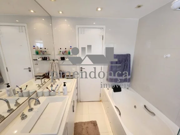 Imagem Apartamento no Sumaré com vista panorâmica: 168m², 3 suítes e 3 Garagens.