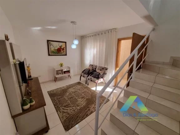 Imagem OPORTUNIDADE Dois Sobrados 160M², 2 vagas ótima localização e valor !!!