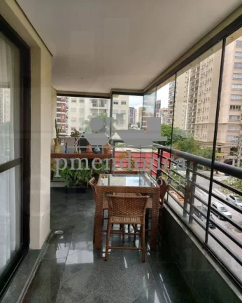 Imagem Apartamento em Perdizes 1 por andar com 3 suítes e 3 vagas, 166m²