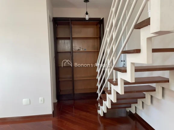 Imagem Apartamento duplex para locação no Cambuí, em uma das regiões mais valorizadas de Campinas. O ba...