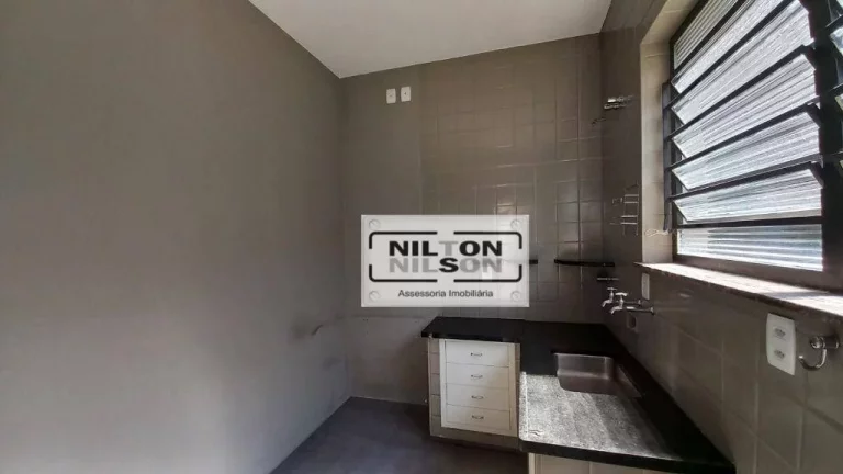 Imagem Casa com 2 dormitórios à venda, 148 m² por R$ 600.000,00 - Cambuí - Campinas/SP