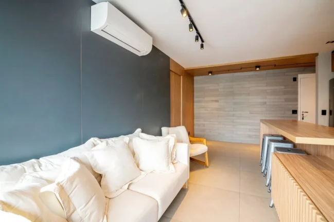 Imagem Apartamento 72M², 2Q, 1 Suíte, 2 Banheiros, 1 Vaga, Varanda, Academia, Piscina Adulto e Infantil, Churrasqueira, Playground, Salão de Festas e Jogos.