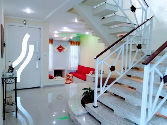 Imagem Sobrado com 3 dormitórios à venda, 347 m² por R$ 1.600.000,00 - Parque Residencial Itapeti - Mogi das Cruzes/SP