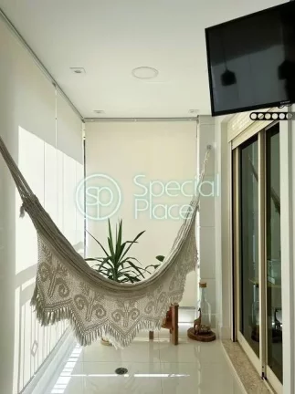 Imagem Belíssimo imóvel finamente decorado. São 123m2 de área privativa, 3 dormitórios ( 1 suíte) e 2...