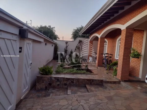 Imagem Casa para Venda em Limeira, Jardim Bela Vista, 3 dormitórios, 1 suíte, 1 banheiro, 3 vagas