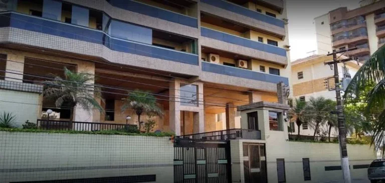Imagem APARTAMENTO COM 137.21 m² - FORTE - PRAIA GRANDE SP