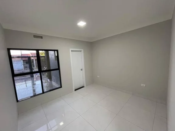 Imagem Casa para Venda em Maringá / PR no bairro Jardim Santa Helena