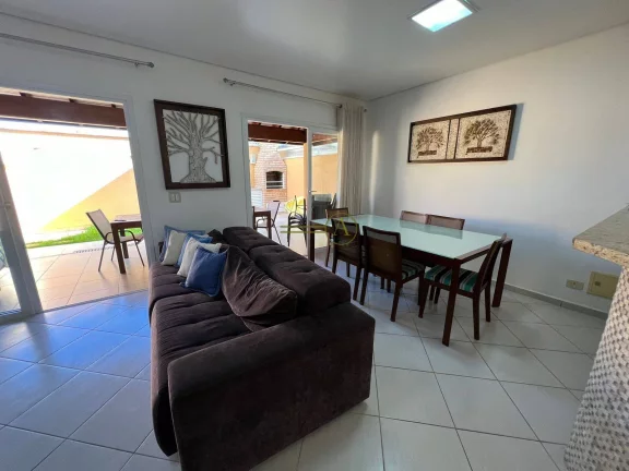 Imagem Tríplex alto padrão à venda condomínio fechado frente mar porteira fechada