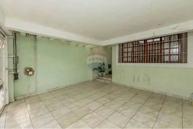 Imagem Casa a venda na Vila Marari 180m² 3 dormitórios 2 suítes, 4 Vagas Churrasqueira 5WC