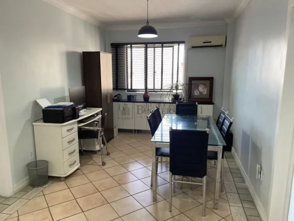 Imagem Apartamento com 2 suítes à venda no Centro de Balneário Camboriú/SC
