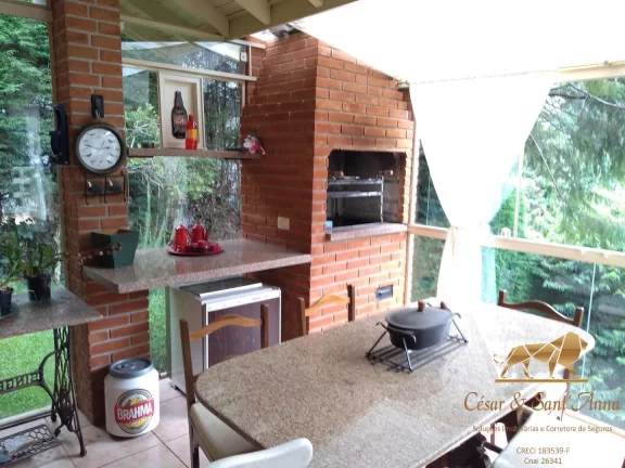 Imagem Casa a venda em condomínio fechado em Campos do Jordão