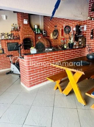 Imagem Casa com 3 Quartos e 3 banheiros , área gourmet e piscina à Venda, 120 m² por R$ 615.000