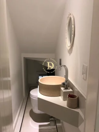Imagem Sobrado - Loteamento Villa Branca - Jacareí - 2 dormitórios - 160m²